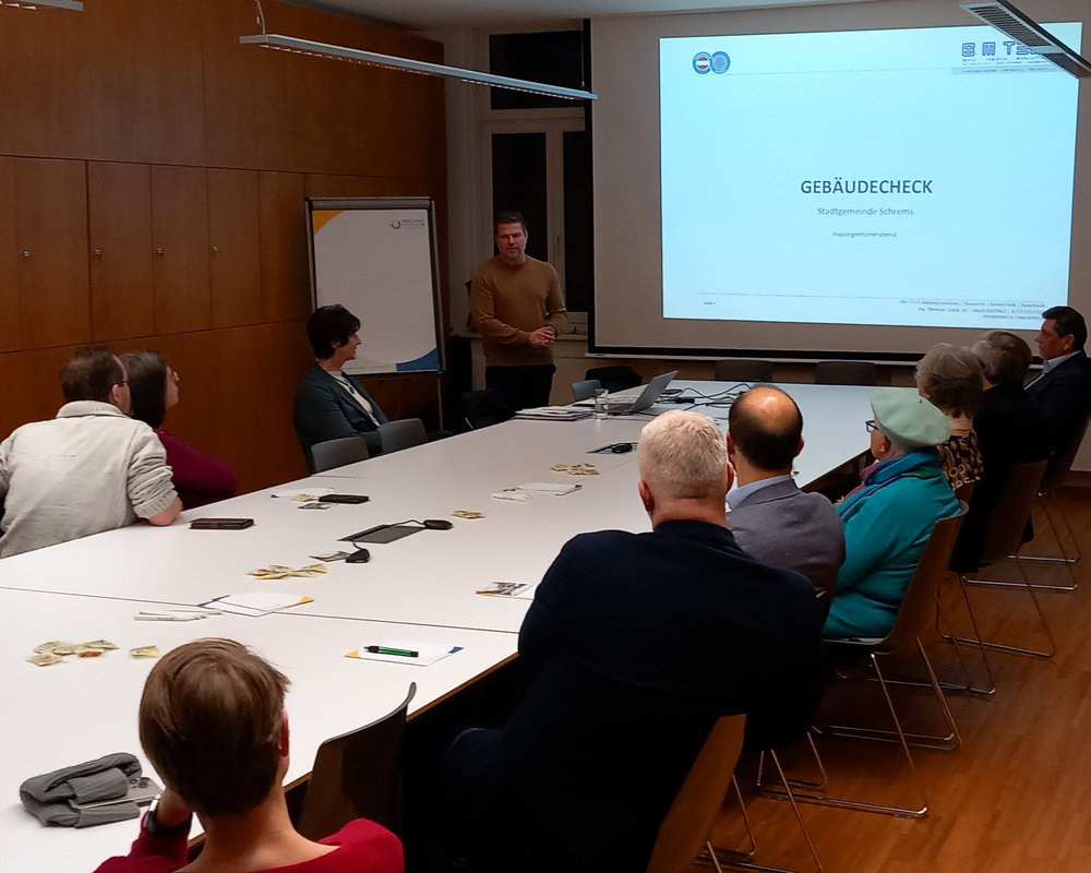 Präsentation der ersten Erhebungsergebnisse durch Bauingenieur Dietmar Gindl